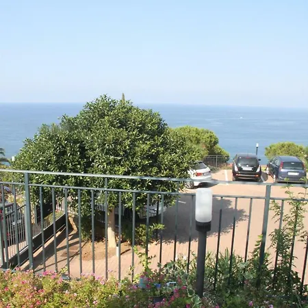 Destination - Your Best View Apartment *